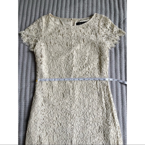 Zara Lace Dress in size XS - Picture 3 of 4